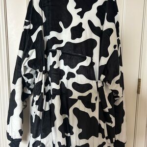 Black and White Cow Print Snuggy